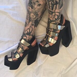 Jeffrey Campbell Machine Platform Heels Size 9